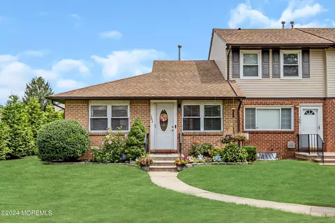 786 Jenny Ct, Brick, NJ 08724