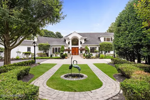 14 Buttonwood Ln, Rumson, NJ 07760
