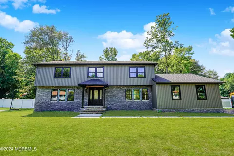 9 Thomas Dr, Manalapan, NJ 07726