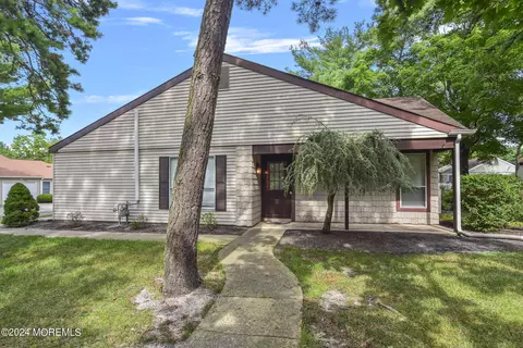 775 Liverpool Cir # A, Manchester, NJ 08759