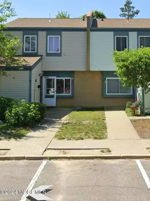 294 Central Blvd E #24, Brick, NJ 08724