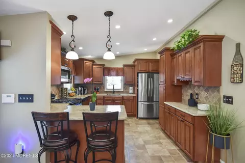 157 Concord Ave, Leonardo, NJ 07737 photo 17
