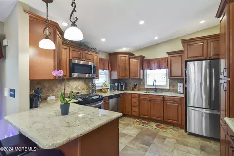 157 Concord Ave, Leonardo, NJ 07737 photo 18