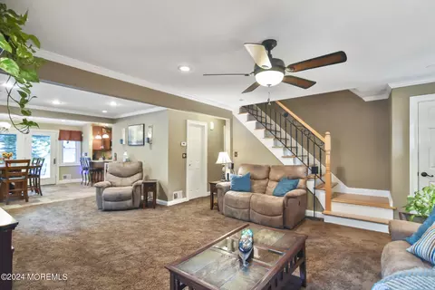 157 Concord Ave, Leonardo, NJ 07737 photo 8