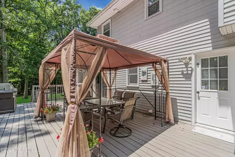 Exterior - 24 Bittersweet Dr, Jackson, NJ 08527 photo 14 of 24
