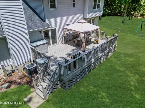 Exterior - 24 Bittersweet Dr, Jackson, NJ 08527 photo 12 of 24