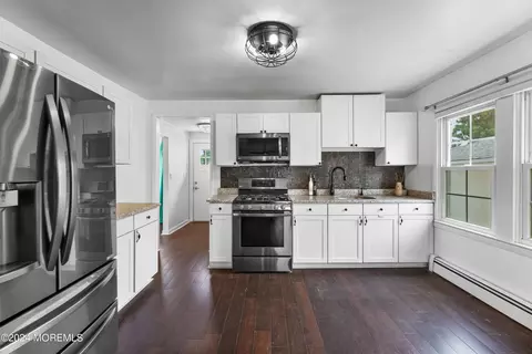22 Exton St, South River, NJ 08882