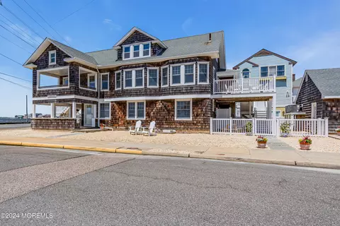 600 N Bayview Ave, Seaside Park, NJ 08752