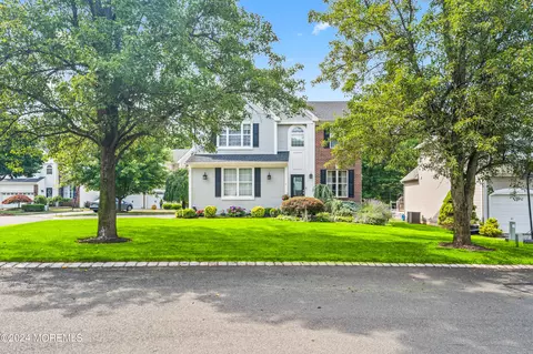 4 Ireton Ky, Colts Neck, NJ 07722
