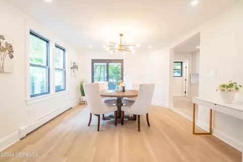 Dining - 21 Tiensch Ave, Leonardo, NJ 07737 photo 1 of 5
