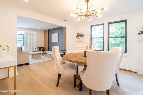 Dining - 21 Tiensch Ave, Leonardo, NJ 07737 photo 2 of 5