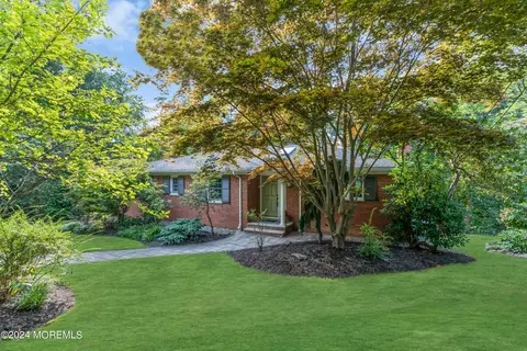 288 Ocean Blvd, Atlantic Highlands, NJ 07716