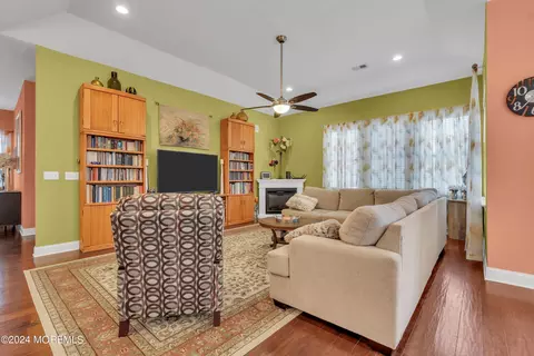 9 Eagleswood Dr, Waretown, NJ 08758 photo 19