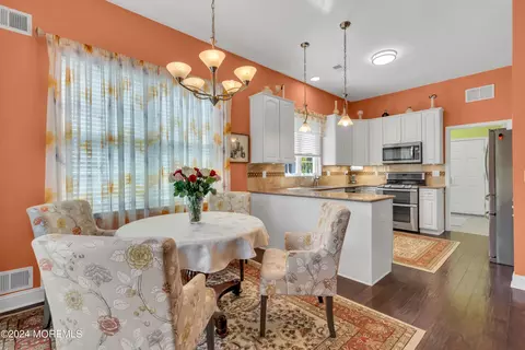 9 Eagleswood Dr, Waretown, NJ 08758 photo 16