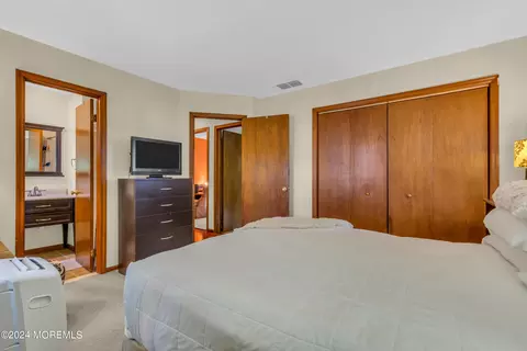 Bedroom - 910 Windsor St, Forked River, NJ 08731 photo 2 of 4