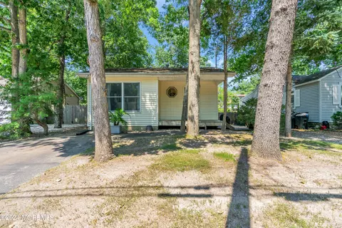 Other - 910 Windsor St, Forked River, NJ 08731 photo 12 of 15