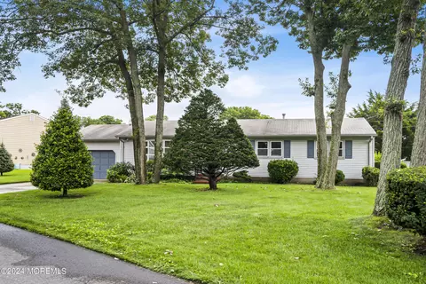 229 Virginia Dr, Brick, NJ 08723