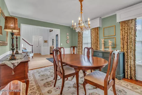 Dining - 3050 Governors Xing, Wall, NJ 07719 photo 2 of 5