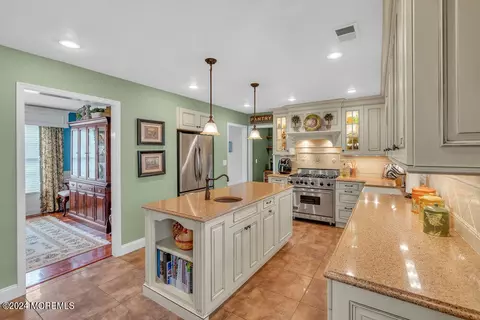 Kitchen - 3050 Governors Xing, Wall, NJ 07719 photo 2 of 5