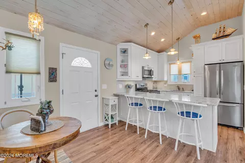 113 W Cove Way, Lavallette, NJ 08735