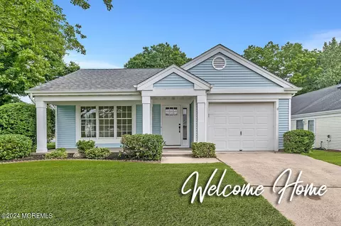 2297 Beltane Rd, Toms River, NJ 08755
