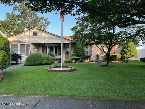 1469 Jay Ave, Brick, NJ 08724