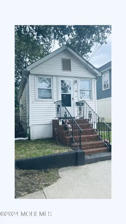 96 Raritan Ave, Keansburg, NJ 07734