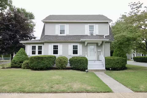 334 Campbell Ave, Belford, NJ 07718