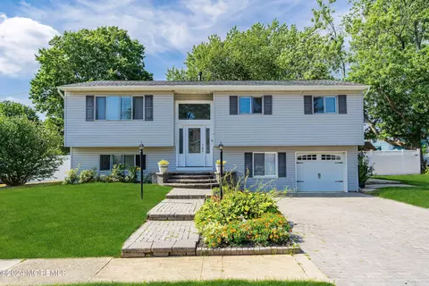 1 E Shadow Lawn Dr, Neptune City, NJ 07753