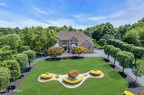 1 Shady Tree Ln, Colts Neck, NJ 07722