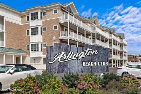 101 W 9th St #307, Ship Bottom, NJ 08008