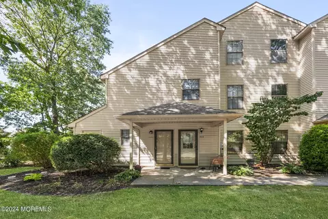1503 Jasmine Ct, Jackson, NJ 08527