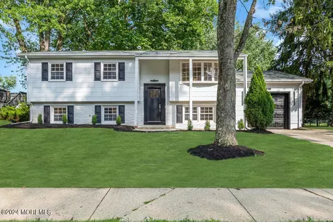 119 Susan Dr, Jackson, NJ 08527