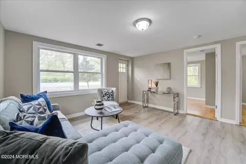 84 Lighthouse Dr, Waretown, NJ 08758 photo 6