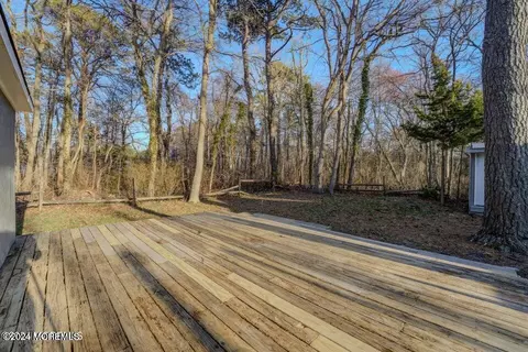 84 Lighthouse Dr, Waretown, NJ 08758 photo 21