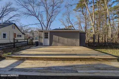 84 Lighthouse Dr, Waretown, NJ 08758 photo 20