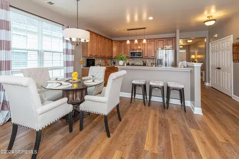 Dining - 24 Marlow Dr, Jackson, NJ 08527 photo 2 of 4