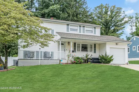 43 Athens Ave, Old Bridge, NJ 08857