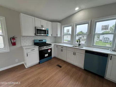 207 2nd St, Jackson, NJ 08527 photo 3