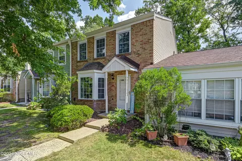 234 Chaucer Ct, Old Bridge, NJ 08857