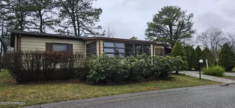 180 Brighton Rd, Barnegat, NJ 08005