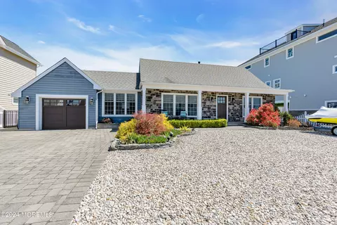 224 Buccaneer Way, Mantoloking, NJ 08738