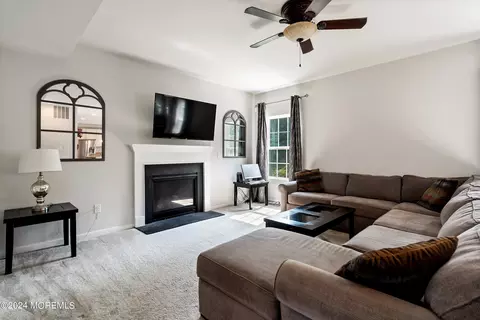 116 E Crossing Dr, Mount Royal, NJ 08061 photo 15