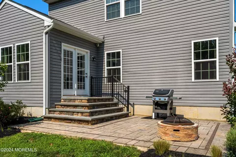 116 E Crossing Dr, Mount Royal, NJ 08061 photo 6