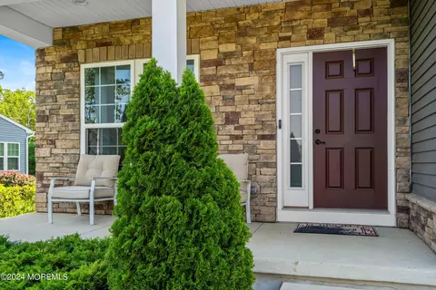 116 E Crossing Dr, Mount Royal, NJ 08061 photo 3