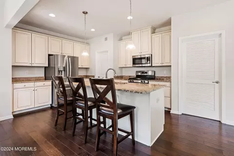 116 E Crossing Dr, Mount Royal, NJ 08061 photo 8
