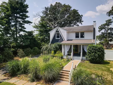 40 Oriole Rd, Neptune City, NJ 07753