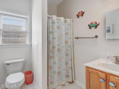 Bath - 65 E Atlantic Way, Lavallette, NJ 08735 photo 1 of 3