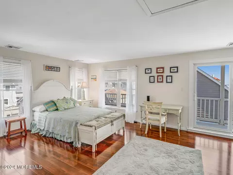 Bedroom - 65 E Atlantic Way, Lavallette, NJ 08735 photo 2 of 8