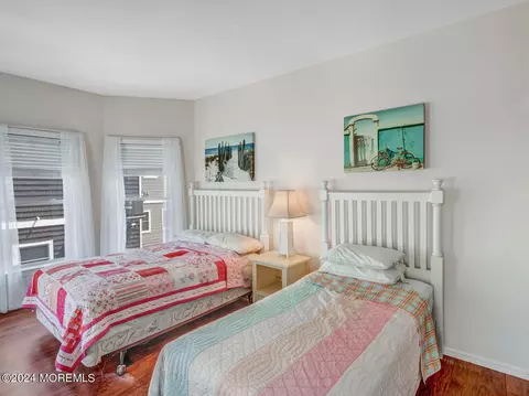 Bedroom - 65 E Atlantic Way, Lavallette, NJ 08735 photo 6 of 8